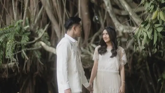 8 Potret Prewedding Terbaru Kaesang Pangarep dan Erina Gudono, Tampil Berkain hingga Gaya Semi Formal