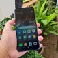 Tampak depan dari Redmi 9T yang baru meluncur di Indonesia. (Liputan6.com/Agustinus M. Damar)