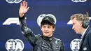 Sementara, balapan utama Formula 1 GP Jepang 2026 akan berlangsung Minggu, 29 Maret 2026. Tampak dalam foto, pembalap Mercedes AMG Petronas asal Italia, Kimi Antonelli, melambaikan tangan setelah meraih pole position dalam sesi kualifikasi Formula 1 GP Jepang 2026 di Sirkuit Suzuka, pada Sabtu (28/3/2026). (Toshifumi KITAMURA/AFP)