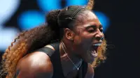 Unggulan kedua, Serena Williams, lolos ke perempat final Australia Terbuka 2017 setelah menyingkirkan Barbara Strycova pada babak keempat, Senin (23/1/2017). (Bola.com/Twitter/AustralianOpen)
