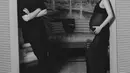 Shenina Cinnamon tampil percaya diri memamerkan baby bump-nya yang semakin besar [@angga]