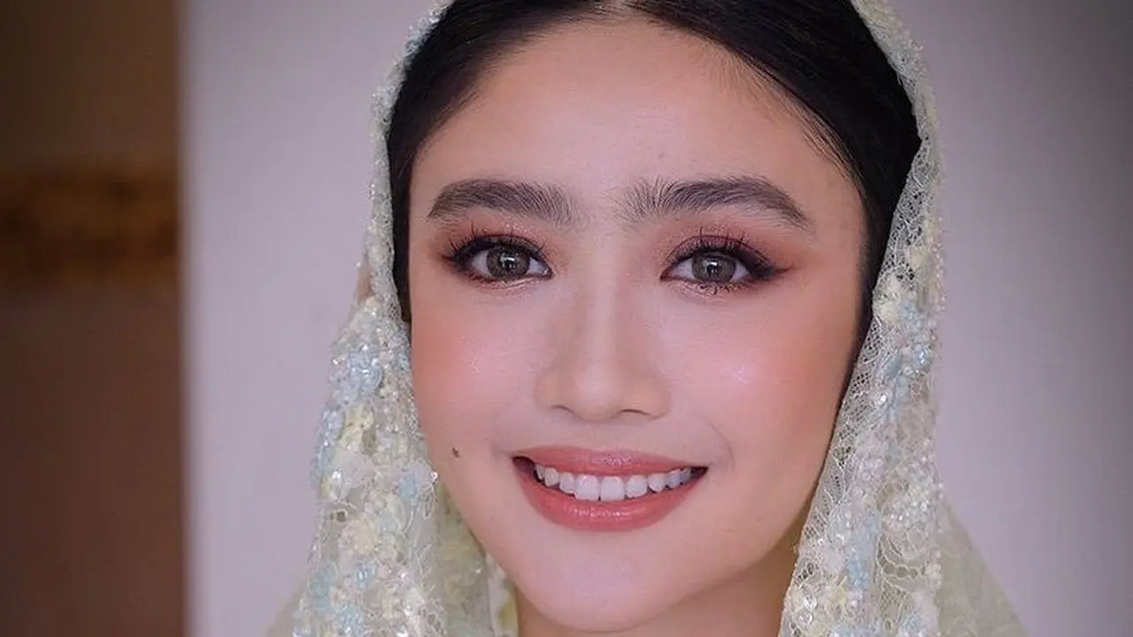 Febby Rastanty saat Pengajian Jelang Pernikahan