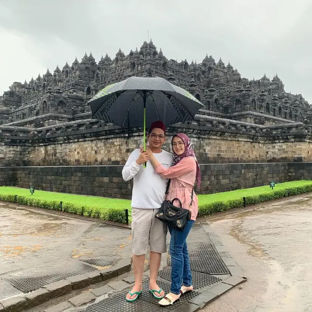 [Fimela] Pasha Ungu Wisuda