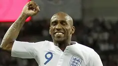 Striker Inggris Jermain Defoe meluapkan kegembiraan seusai membukukan hat-trick bagi kemenangan 4-0 atas Bulgaria di babak kualifikasi Euro 2012 di Wembley, 3 September 2010. AFP PHOTO/IAN KINGTON