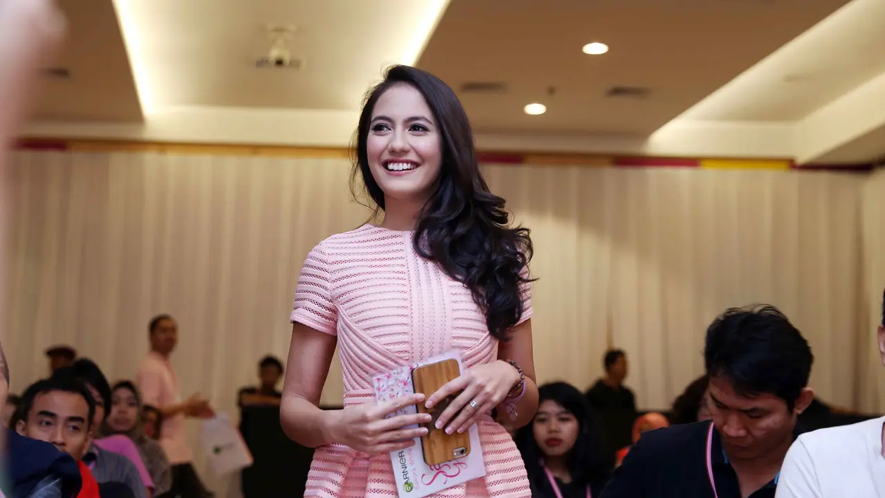 [Bintang] Pevita Pearce