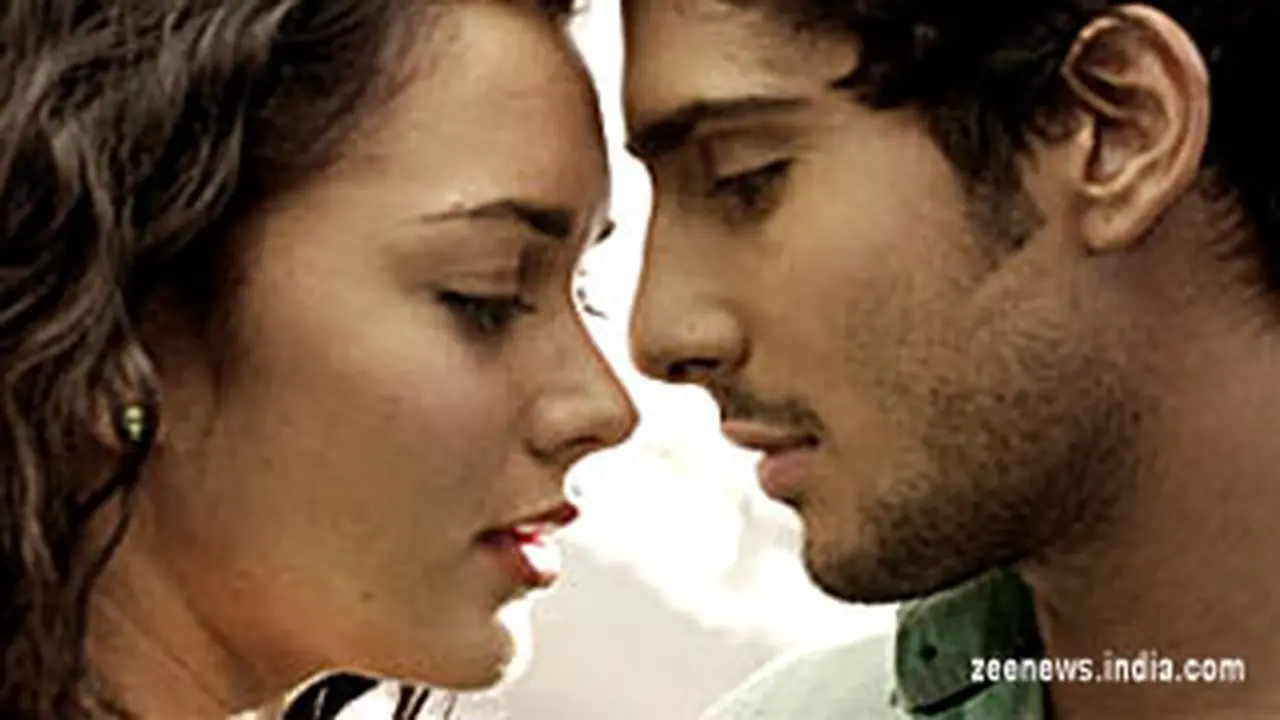 120203kissing.jpg