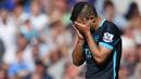 Ekspresi kekecewaan dari bintang Manchester City, Sergio Aguero usai takluk 1-4 dari Tottenham pada laga Liga Inggris di Stadion White Hart Lane, London, Sabtu (26/9/2015). (Action Images via Reuters/Tony O'Brien)