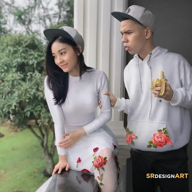 6 Editan Foto Bareng Natasha Wilona Ini Halu Banget, Kocak