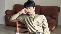 Jung Yonghwa CNBlue Bebas dari Kasus Kecurangan Masuk Universitas