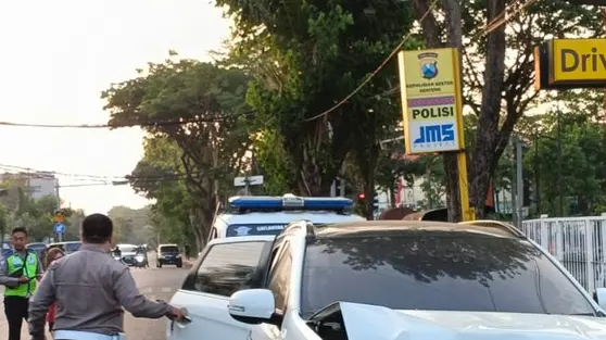 Detik-Detik Pengemudi Outlander Mabuk Tabrakan Beruntun Hingga Satu Orang Tewas