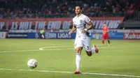 Pemain Borneo FC, Leo Lelis saat menghadapi Persija Jakarta pada laga pekan ke-7 BRI Liga 1 2023/2024 di Stadion Patriot Candrabhaga, Bekasi, Rabu (9/8/2023). (Bola.com/Bagaskara Lazuardi)