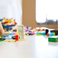 ilustrasi lego (Pexels/Scott McNiel)