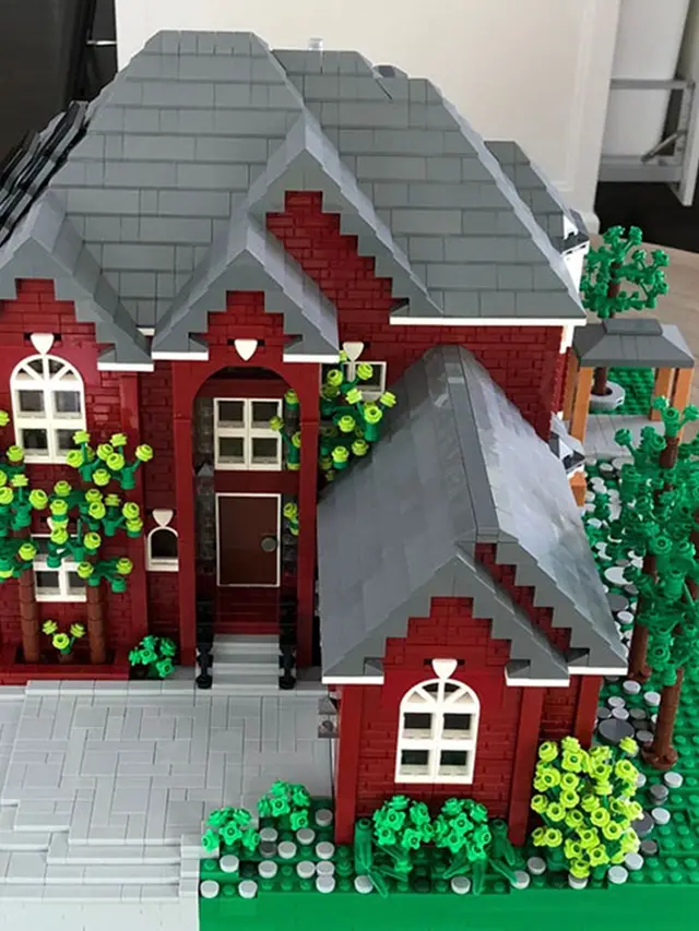 Seniman Ini Buat Replika Rumah dengan LEGO, 5 Hasilnya Mirip Banget