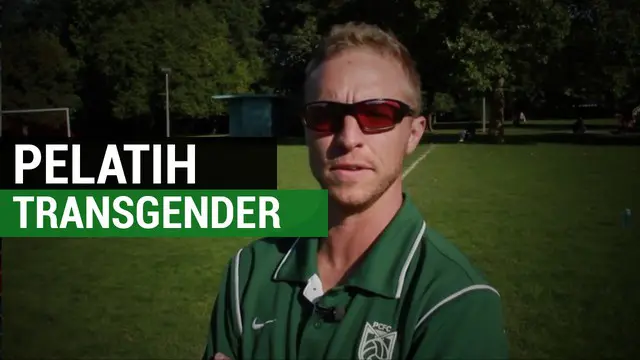 Kaig Lightner, pelatih klub Portland Community Football Club mengakui jika dirinya adalah seorang transgender
