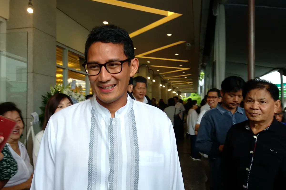 Cawapres Nomor Urut 2 Sandiaga Salahuddin Uno Mengaku mendapat banyak bekal ilmu sebagai seorang pengusaha dari Pendiri Sinar Mas Grup Eka Tjipta Widjaja (Maulandy/Liputan6.com)
