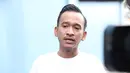 "Jadi gue cicil, pagi misalkan 3, siangnya 4 lalu sorenya lagi. Biar ga enek juga kadang cocol saos ya, yang penting telurnya masuk," kata Ruben. (Nurwahyunan/Bintang.com)