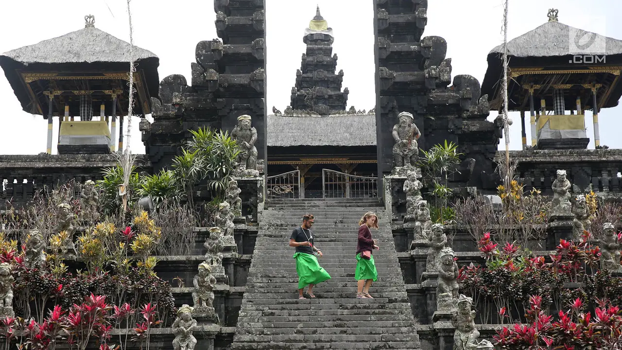 Masuk Kawasan Rawan Bencana 3, Komplek Pura Terbesar di Bali Sepi Aktivitas