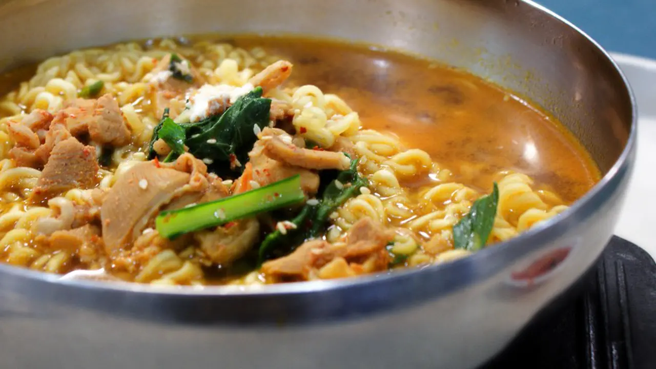 [Bintang] Sering Kedinginan? Coba 7 Inspirasi Makanan Hangat Minggu Ini