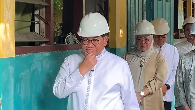 Pramono Ungkap Alasan Tak Semua Sekolah Rusak Langsung Direnovasi