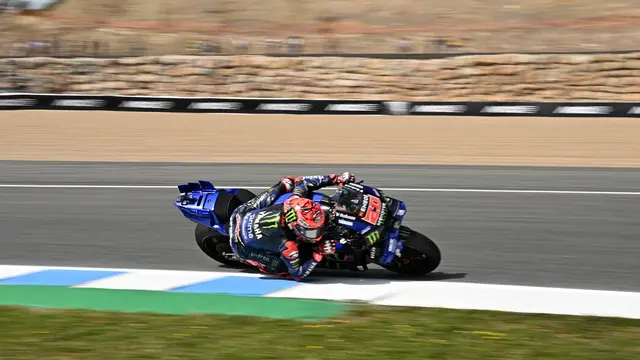Fabio Quartararo beraksi di MotoGP Spanyol 2025