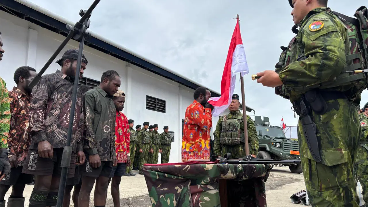 Tujuh anggota OPM ikrar setia kepada NKRI. (Istimewa)