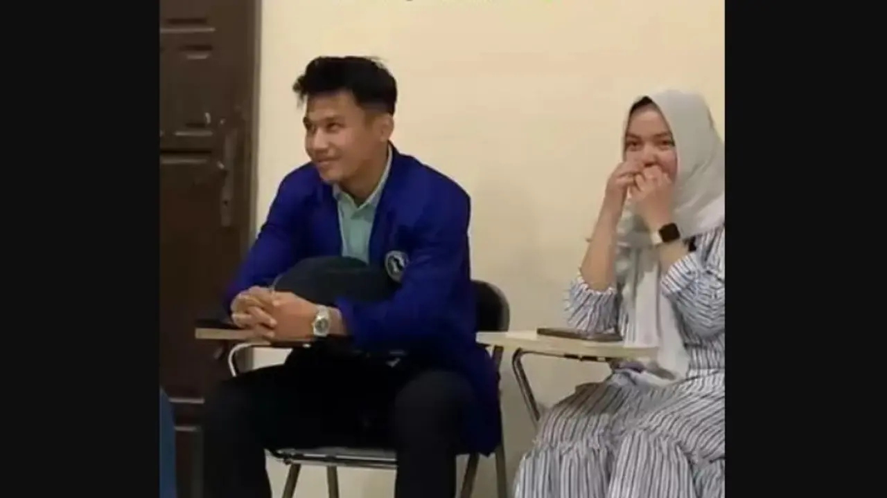 Witan Sulaeman Masuk Kuliah Lagi dan Satu Kelas dengan Istri, Sepatunya Jadi Sorotan