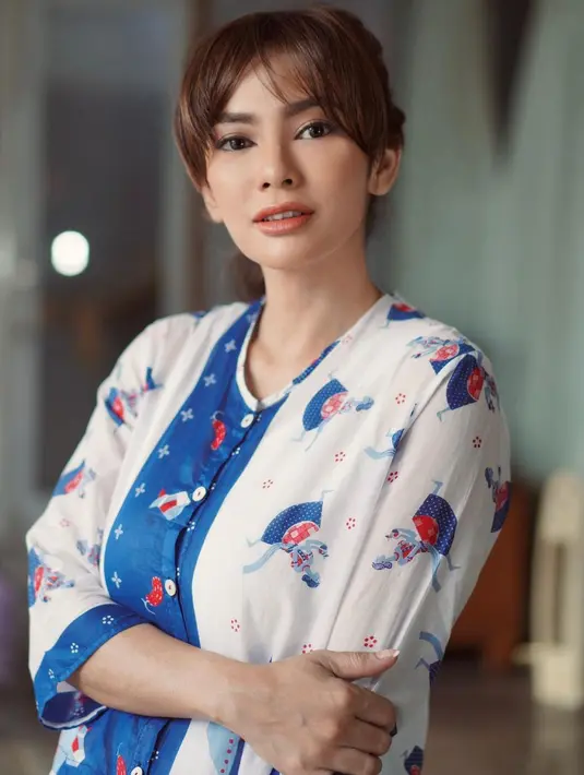 Tahun ini, usia Masayu Anastasia genap menginjak angka 39 tahun. Tapi melihat potret terbaru dirinya, tak menyangka bahwa pemain FTV ini sudah hampir berusia 40 tahun, bukan? Foto: Instagram.