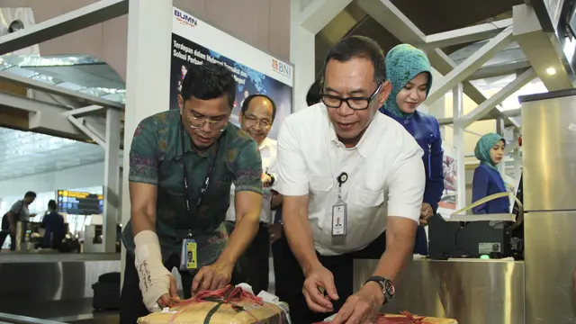 Hari Pelanggan Nasional, Garuda Indonesia Sapa Pelanggan di Terminal 3 Soekarno Hatta
