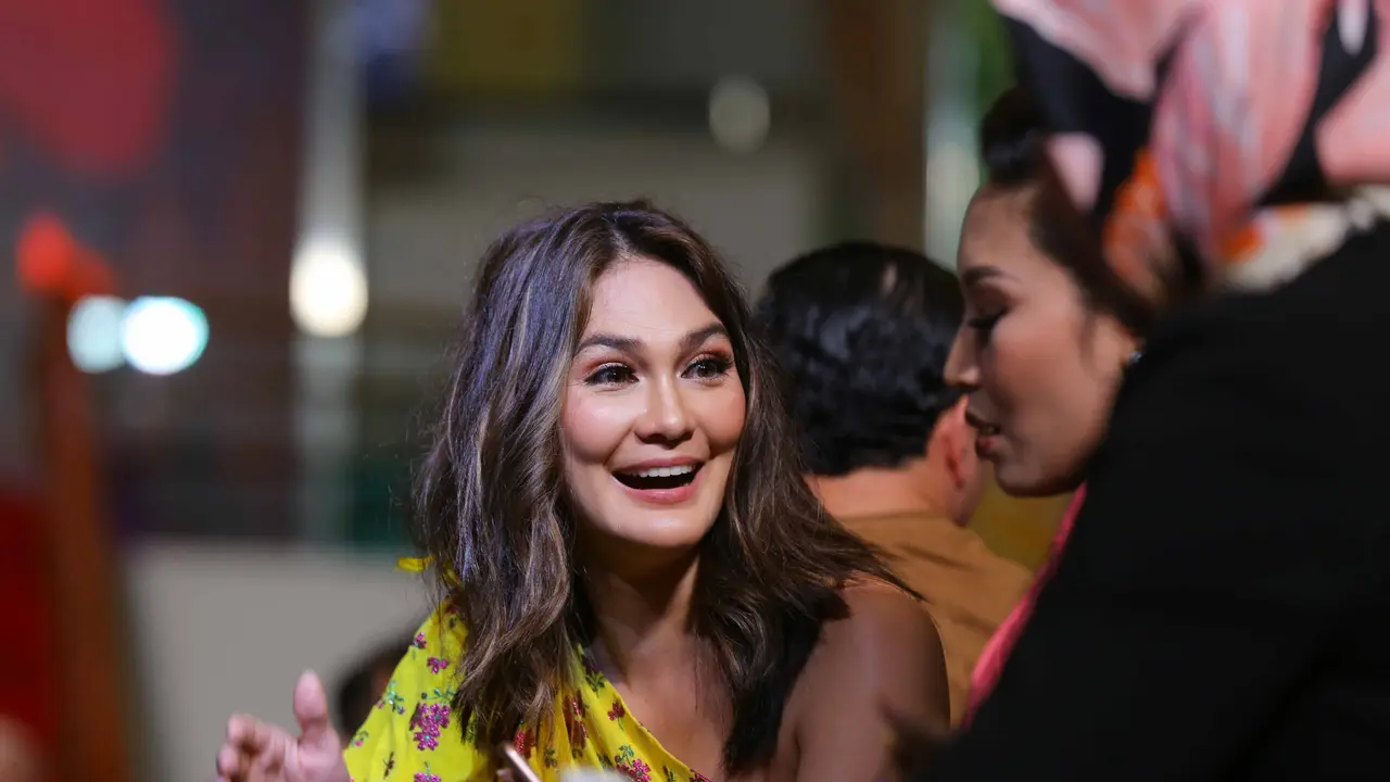 [Bintang] Luna Maya