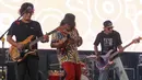 Festival ini juga menjadi ajang reuni bagi para penikmat musik lintas generasi. (Liputan6.com/Herman Zakharia)