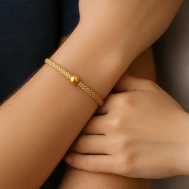 Gelang Emas Tali 24 Karat Desain Minimalis (Foto: ChatGPT)