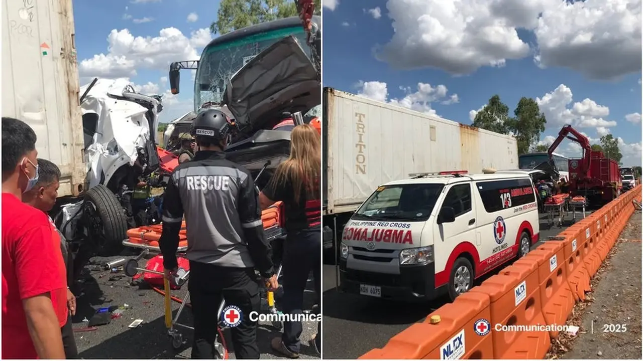 Kecelakaan bus tabrak kendaraan di gerbang tol di dekat Kota Tarlac, Pulau Luzon.(PHILIPPINE RED CROSS/FACEBOOK)