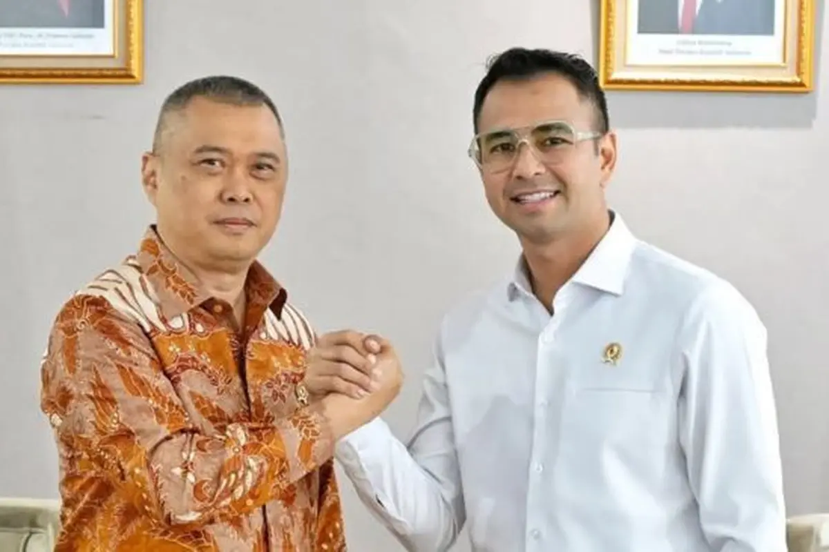 Potret Raffi Ahmad Aktif Bekerja sebagai Utusan Khusus Presiden, Kolaborasi dengan Kementerian Perhubungan. (instagram/raffinagita1717, instagram/kemenhub151)