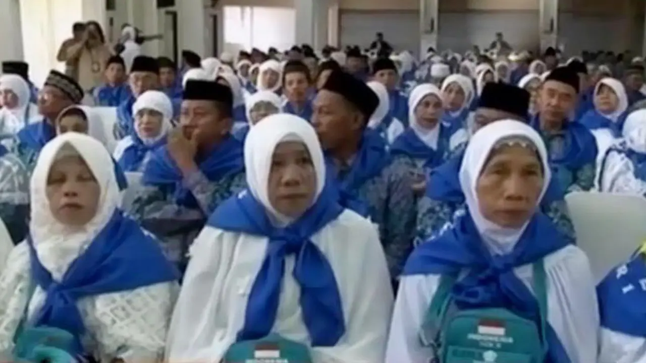 Penerbangan haji dan umroh.