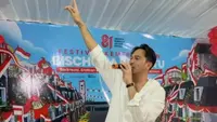 Adrian Khalif Manggung di Kompleks, Acara Agustusan Berasa Konser