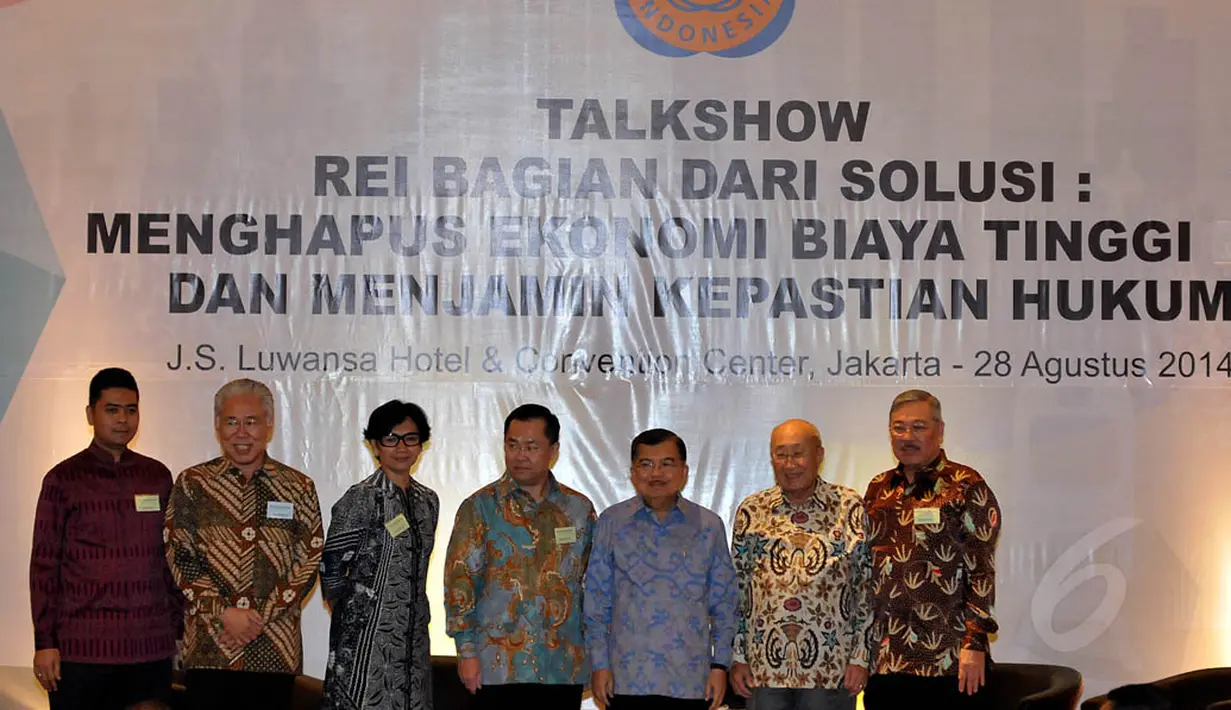Acara ini dihadiri Ketua Umum DPP REI Eddy Hussy, Ketua Umum Asosiasi Pengusaha Indonesia (Apindo) Sofjan Wanandi, dan Sekretaris Tim Independen Reformasi Birokrasi Nasional Natalia Soebagjo, Jakarta, (28/8/14). (Liputan6.com/Johan Tallo)