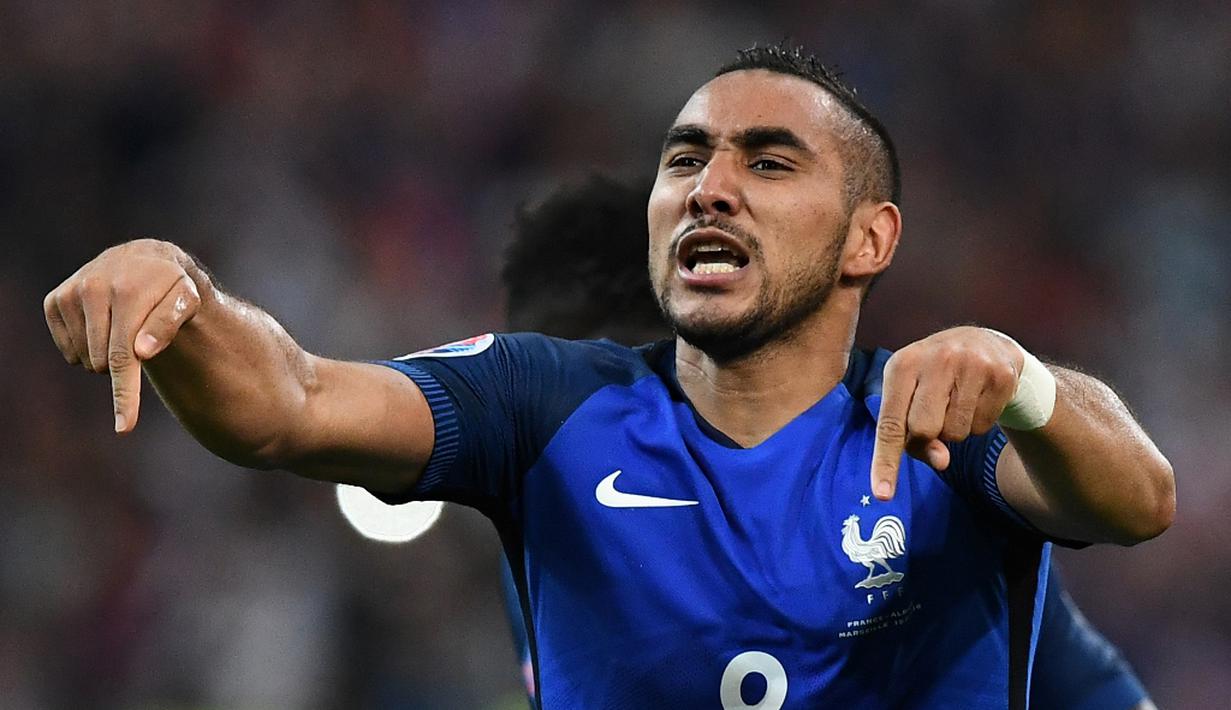 Prancis menaklukkan Albania, 2-0, pada pertandingan Grup A Piala Eropa 2016 di Stade Velodrome, Marseille, Kamis (16/6/2016) dini hari WIB. (AFP/Franck Fife)