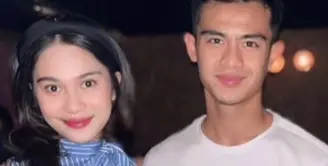 Di acara tersebut, Azizah Salsha dan Pratama Arhan pun tampak mengenakan pakaian santai casual. Keduanya pun terlihat serasi. [dok. Instagram]