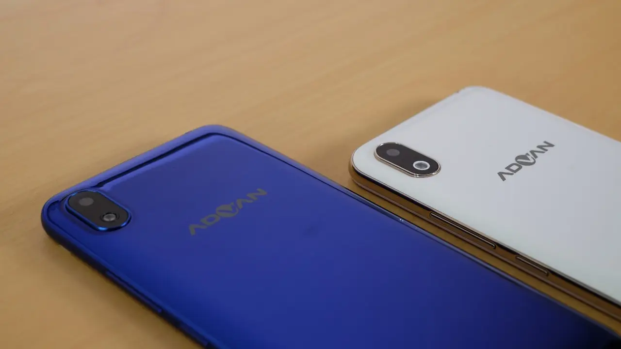 Advan i6c