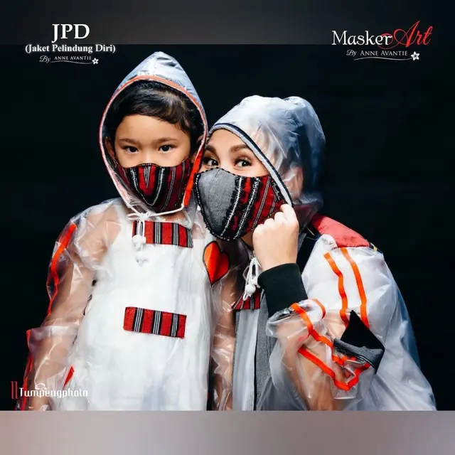 Siap Jalani New Normal, Ini 7 Gaya Ayu Ting Ting dan Bilqis Pakai JPD