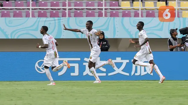 Timnas Mali U-17 vs Timnas Uzbekistan U-17: Grup B Piala Dunia U-17 2023