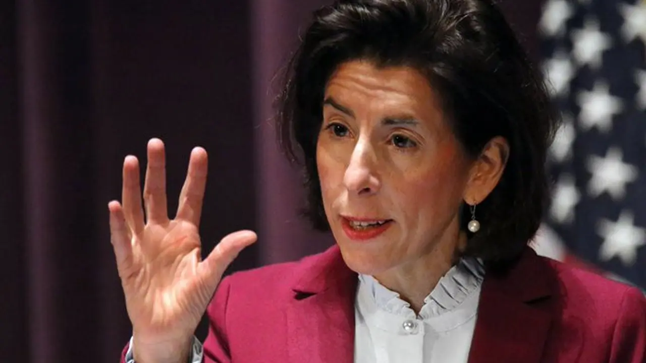 Foto Gina Raimondo, Menteri Perdagangan Amerika Serikat