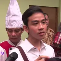 Putra Presiden Joko Widodo ini luar biasa, sebagai anak Presiden, ia turun langsung mempersiapkan rencana pernikahannya. Bahkan untuk menu resepsi, semua ia tentukan sendiri. Ada menu kejutan yang ia persiapkan untuk tamu undangan di hari pernikahann...