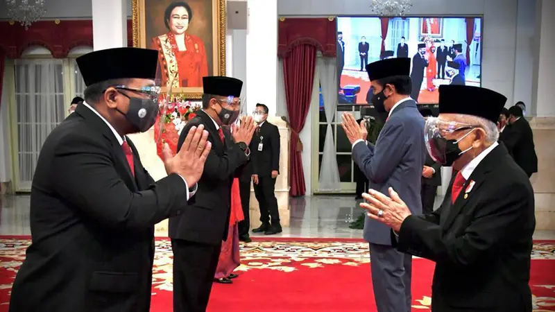 FOTO: Presiden Jokowi Lantik Enam Menteri Baru Kabinet Indonesia Maju