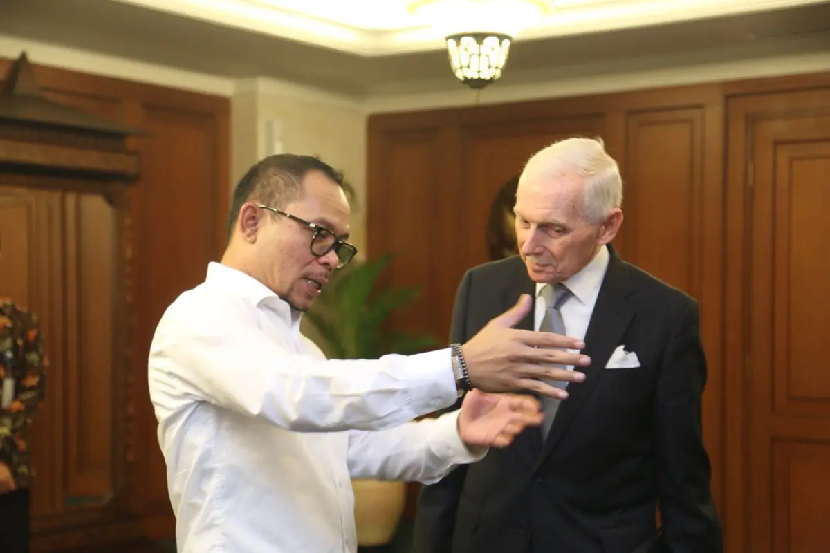 Turut menyaksikan adalah Direktur Jenderal IOM, Besar William Lacy Swing.