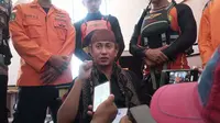 Habib Bahar bin Smith saat diminta keterangan soal santrinya yang meninggal tenggelam di Pantai Sunset, Kabupaten Sukabumi (Liputan6.com/ Fira Syahrin)