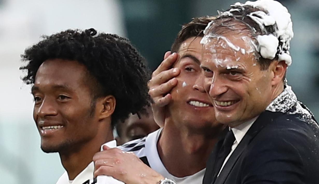 Presiden Juventus, Andrea Agnelli, sempat diisukan tengah mengevaluasi kinerja Andrea Pirlo lantaran start buruk di Liga Italia Serie A musim ini. Pilihan pun mengerucut pada Massimiliano Allegri. (Foto: AFP/Isabella Bonotto)