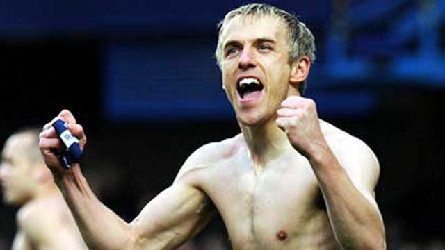 Mantan Pemain MU Tutup Akun Twitter, Ada Apa?