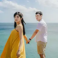 Rona bahagia pastinya tengah menyelimuti pasangan DJ Una dan suaminya, Irsan Ramadhan. Pasalnya, anak pertama mereka yang berjenis kelamin laki-laki telah lahir dan begini lah bentu syukur Una sebagai ibu. (Instagram/putriuna)