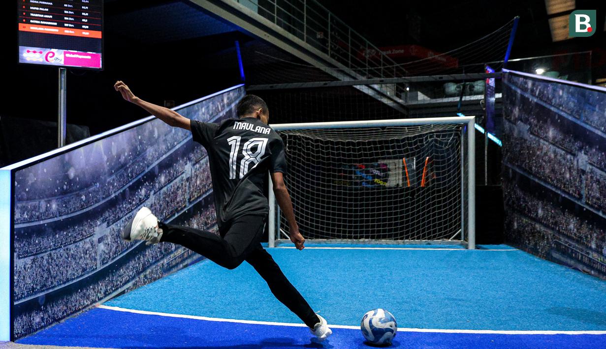 Salah satu pemain Korea-Korea Selecao tampak sedang melakukan latihan di tempat futuristik Footlab di Portugal, Kamis (28/11/2024).